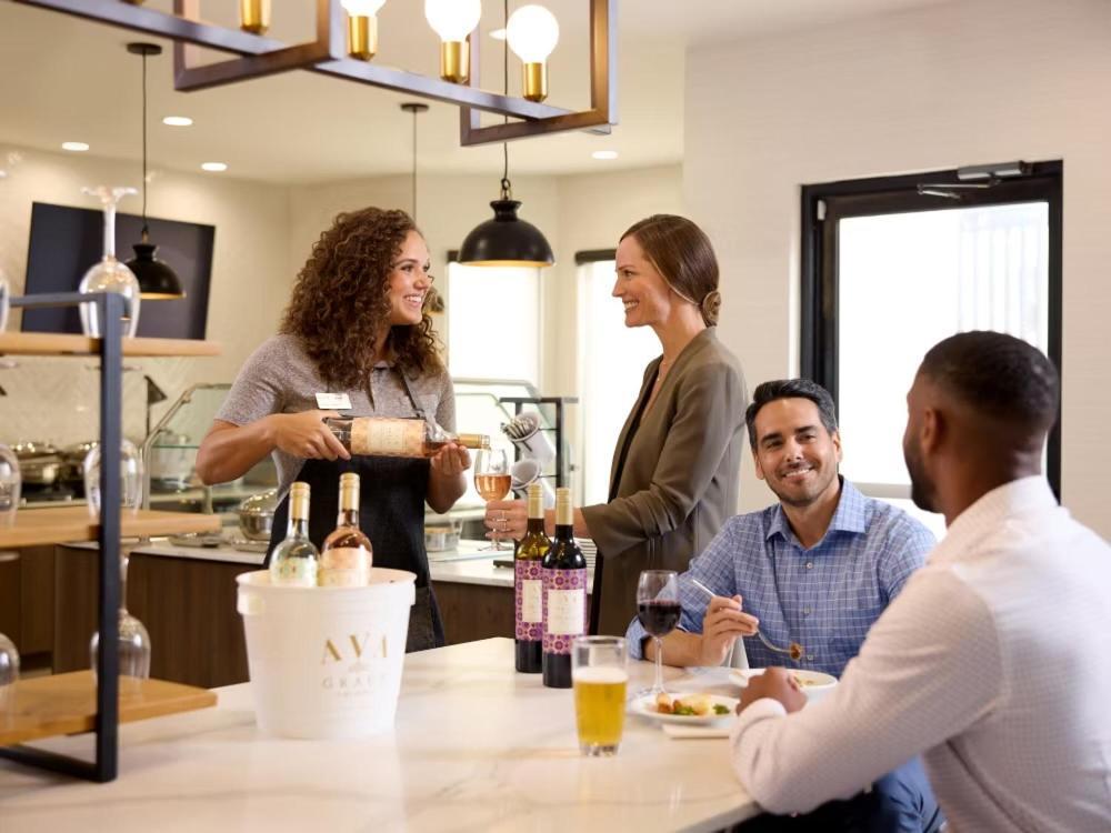 Staybridge Suites Southgate - Detroit Area Dış mekan fotoğraf